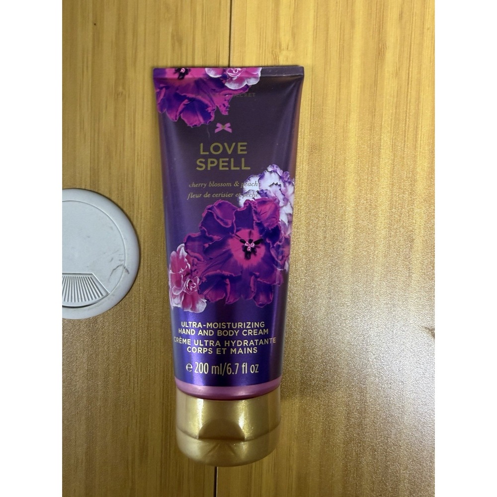 Victoria's Secret Ultra Moisturizing Hand and Body Cream LOVE SPELL 6.7 oz NEW